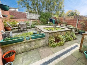 Photo 21- click for photo gallery